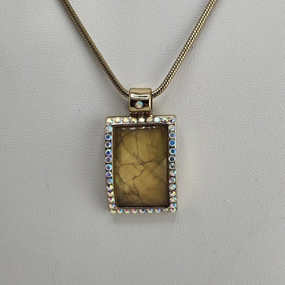 Kenneth Cole Pendant Necklace With Aurora Borialis Crystals‎ - Picture 1 of 4